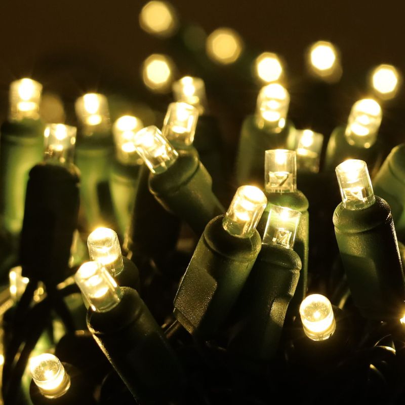 100 5mm Warm White LED Christmas Lights, 4" Spacing, Green Wire