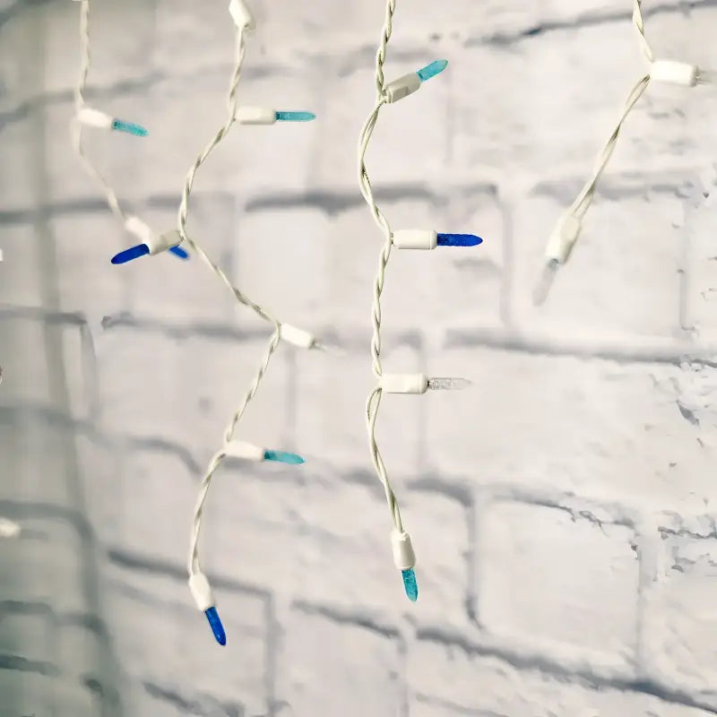 70 M5 Arctic - Blue, Cool White, Teal DreamSpark® Slow Fade LED Icicle Lights, White Wire [CLOSEOUT]