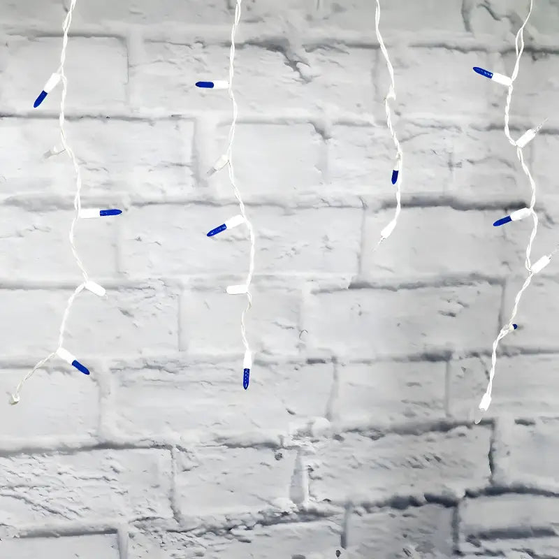 70 M5 Blue, Cool White DreamSpark® Slow Fade LED Icicle Lights, White Wire [CLOSEOUT]