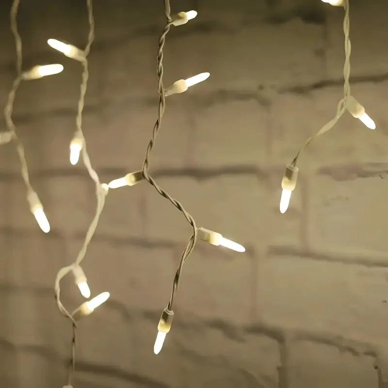 70 M5 Warm White LED Icicle Lights, White Wire